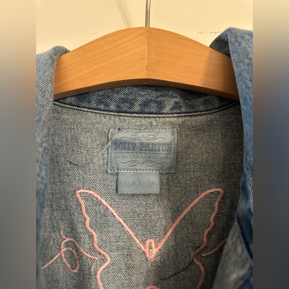 Dolly Parton Denim Vest Size Large Jeweled Butterfly
Embroidered Western NWOT - Picture 6 of 6
